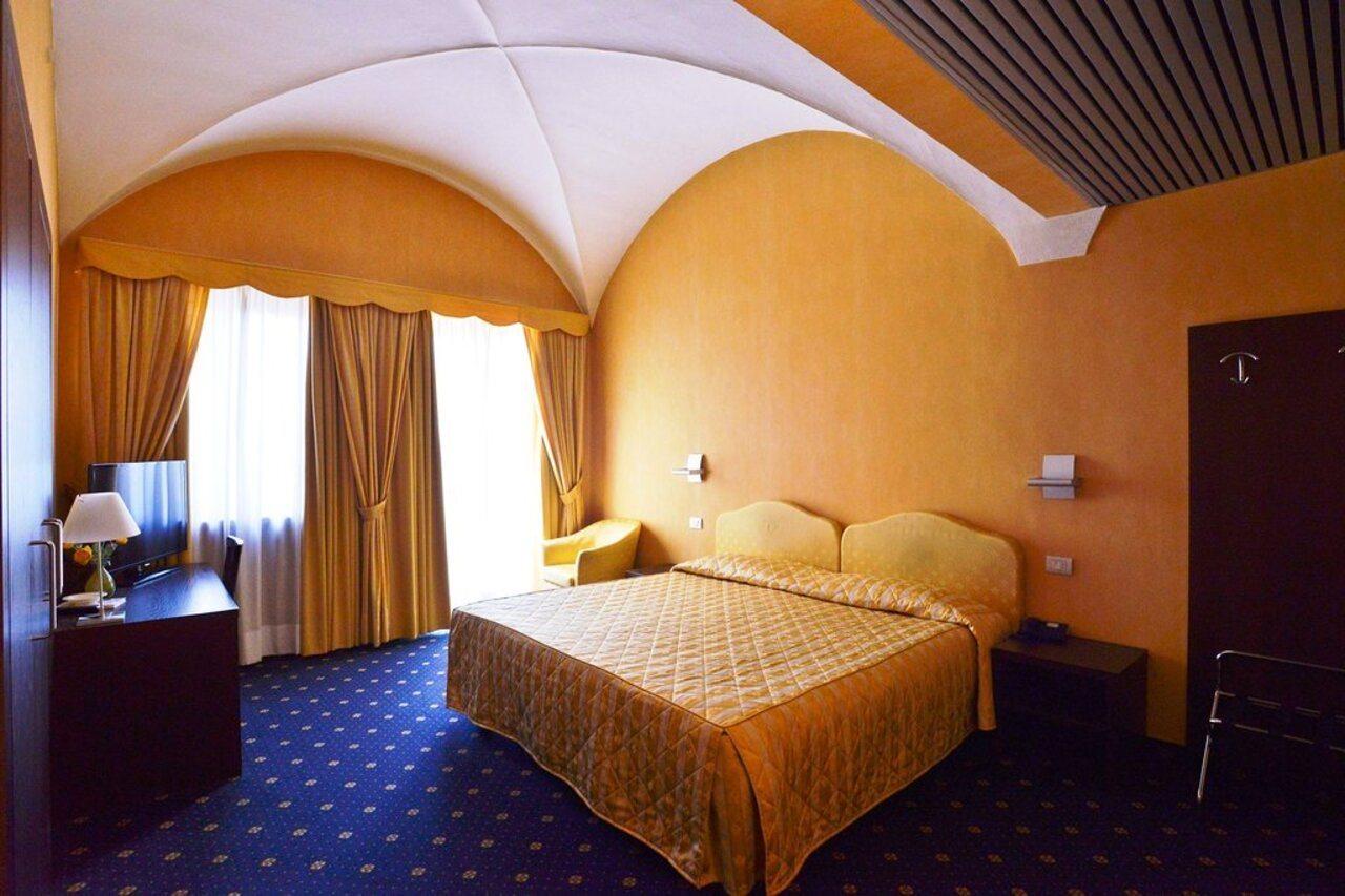 Albergo Della Torre Dal 1891 Трескоре-Бальнеаріо Екстер'єр фото